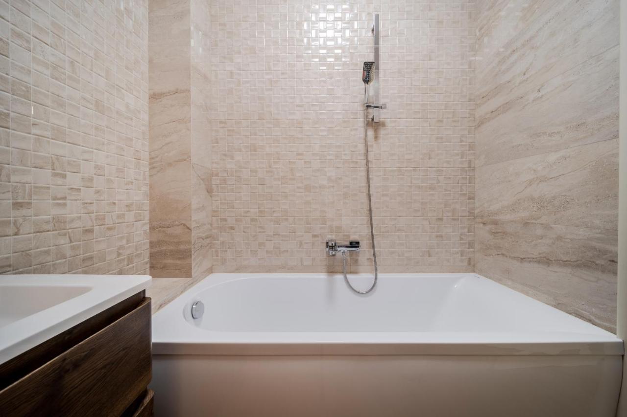 Inshiapartments On Kovzhuna Str Lviv Eksteriør billede